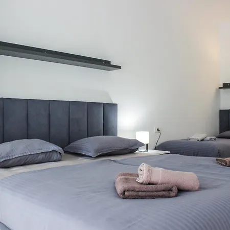 208 Lumina Shores Apartman