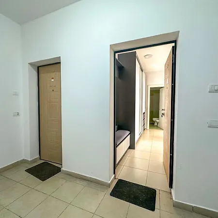 208 Lumina Shores * Durres